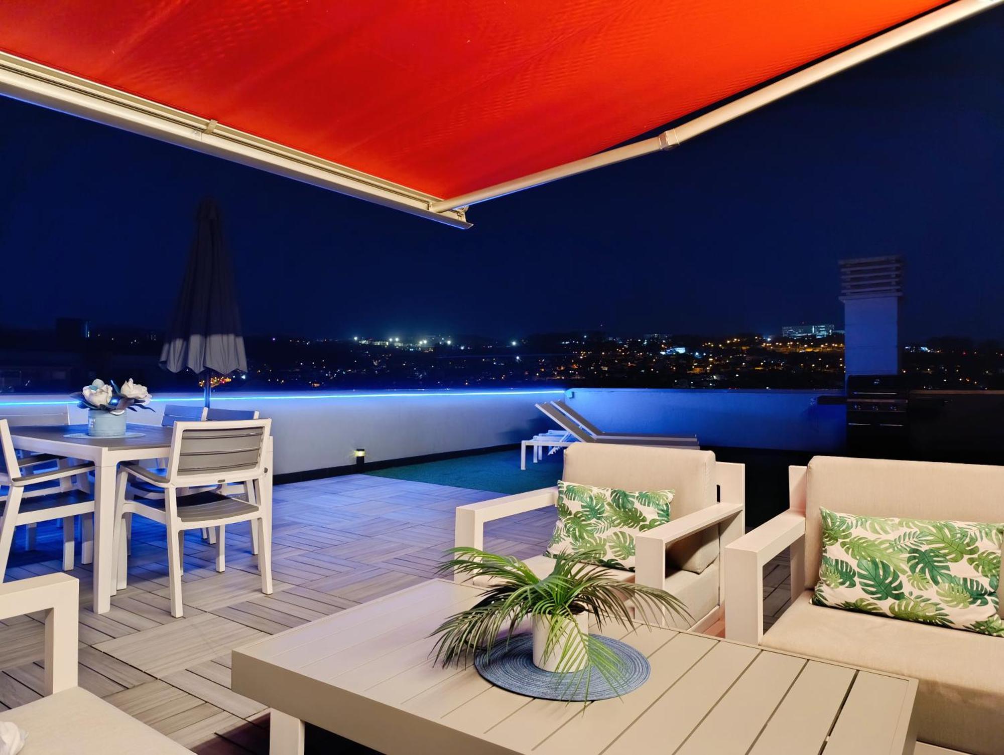 Atico Chill-Out De Lujo Con Piscina Y Parking Gratis Apartment Vigo Exterior photo